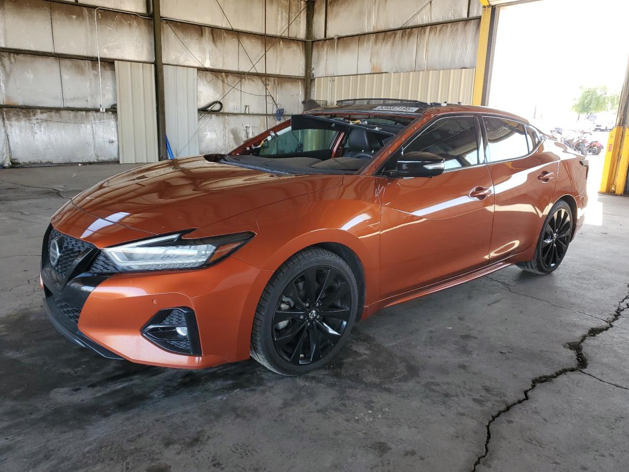 NISSAN MAXIMA SR