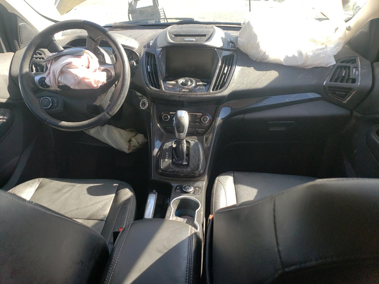 FORD ESCAPE TITANIUM