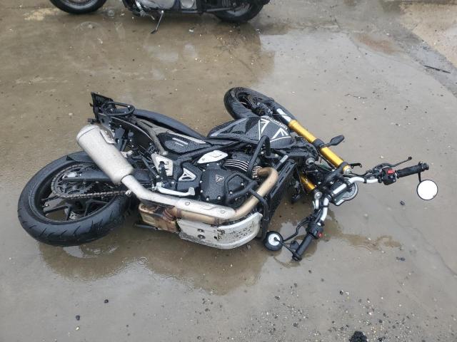 TRIUMPH MOTORCYCLE SPEED 400 2024 black  gas SMTT127Y6RNA12532 photo #1