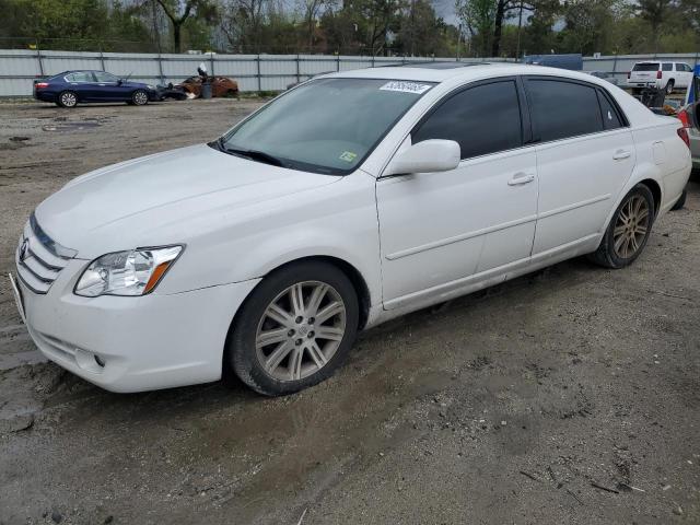 TOYOTA AVALON XL
