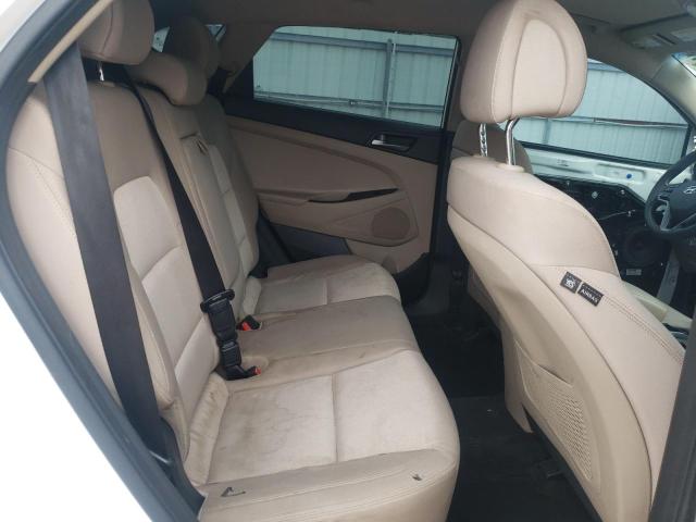 2017 HYUNDAI TUCSON SE - KM8J23A42HU564525