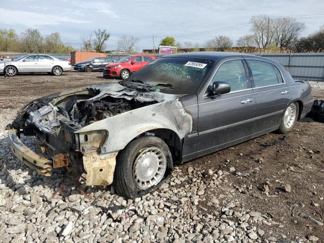 LINCOLN TOWN CAR E