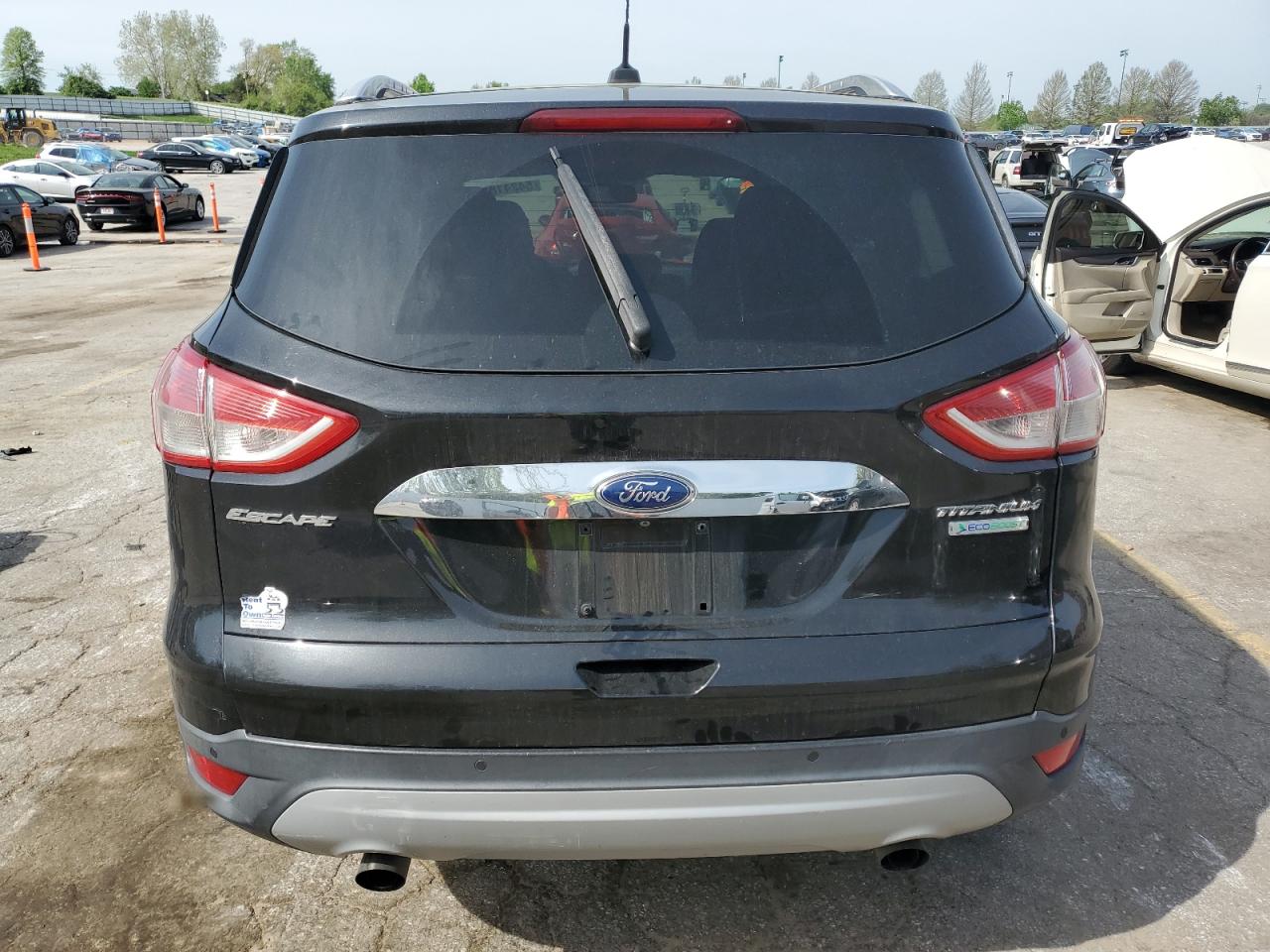 FORD ESCAPE TITANIUM