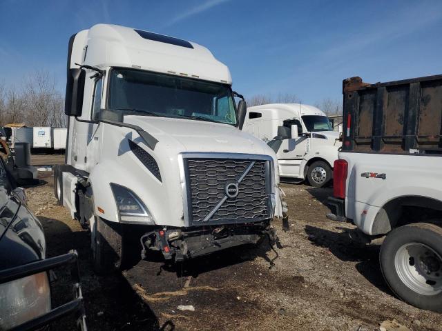 VOLVO VNL