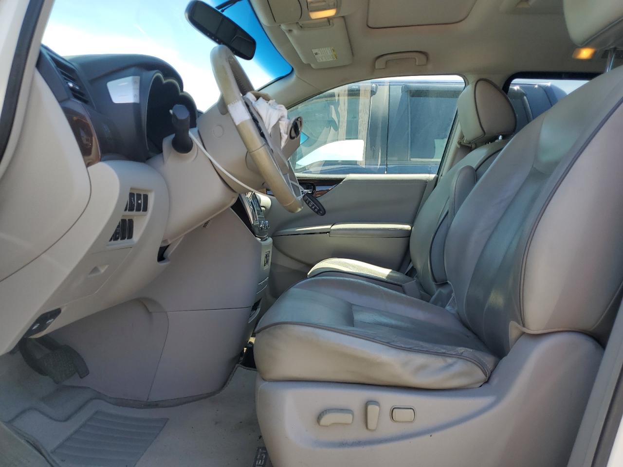 NISSAN QUEST S
