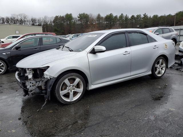 TOYOTA CAMRY BASE