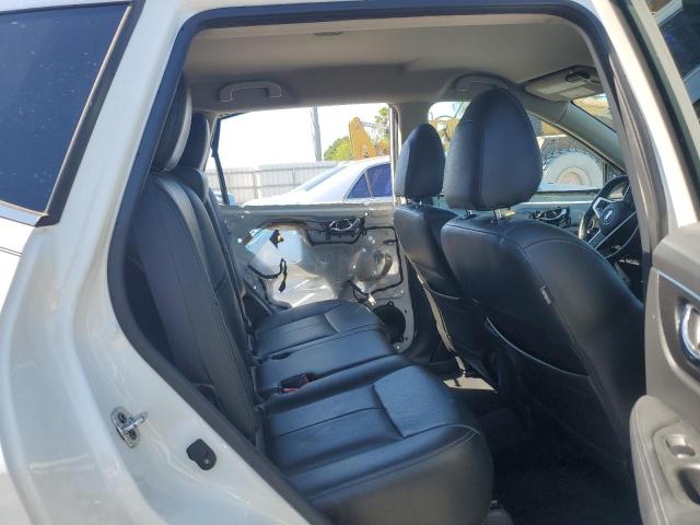 2017 NISSAN ROGUE S - KNMAT2MT0HP569901