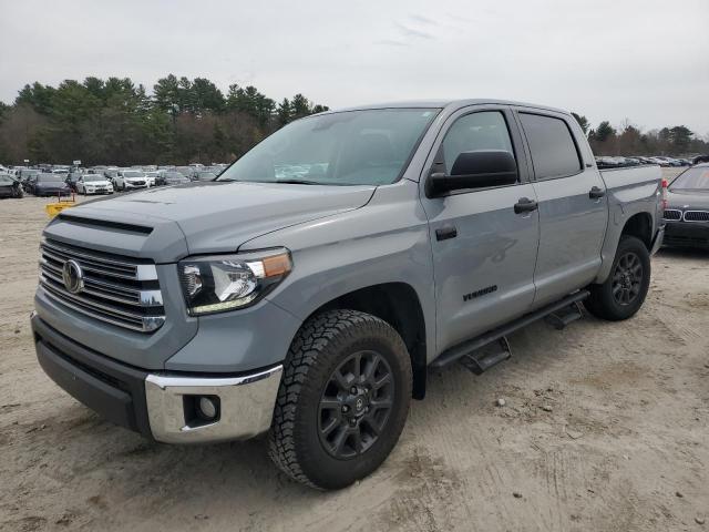 TOYOTA TUNDRA CREWMAX SR5