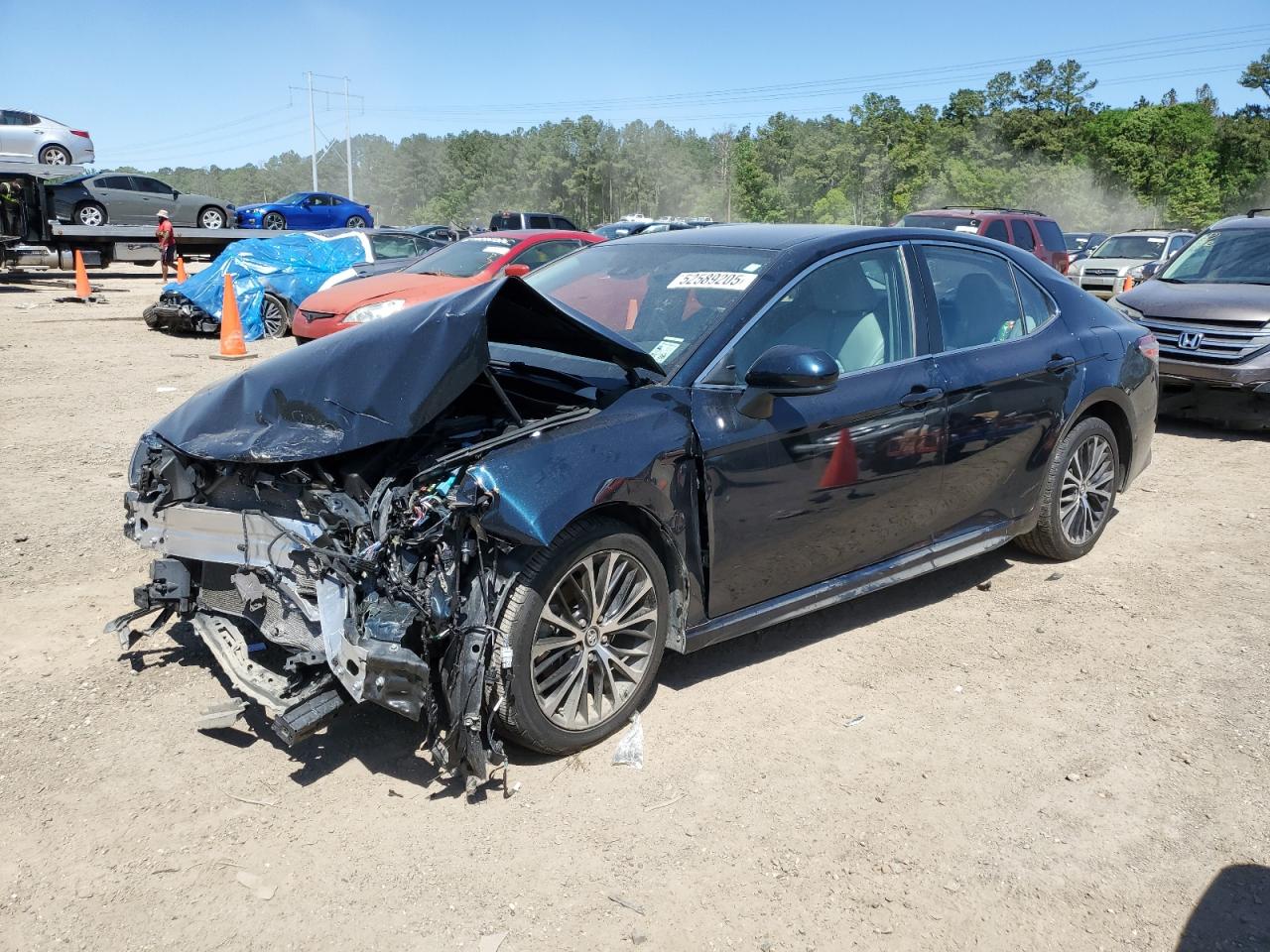 TOYOTA CAMRY SE
