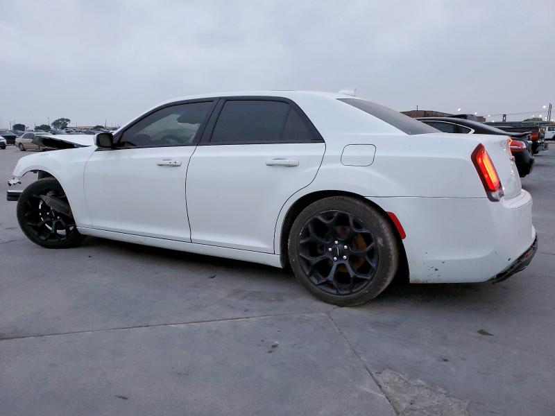 CHRYSLER 300 S 2015 white sedan 4d flexible fuel 2C3CCABGXFH853776 photo #3