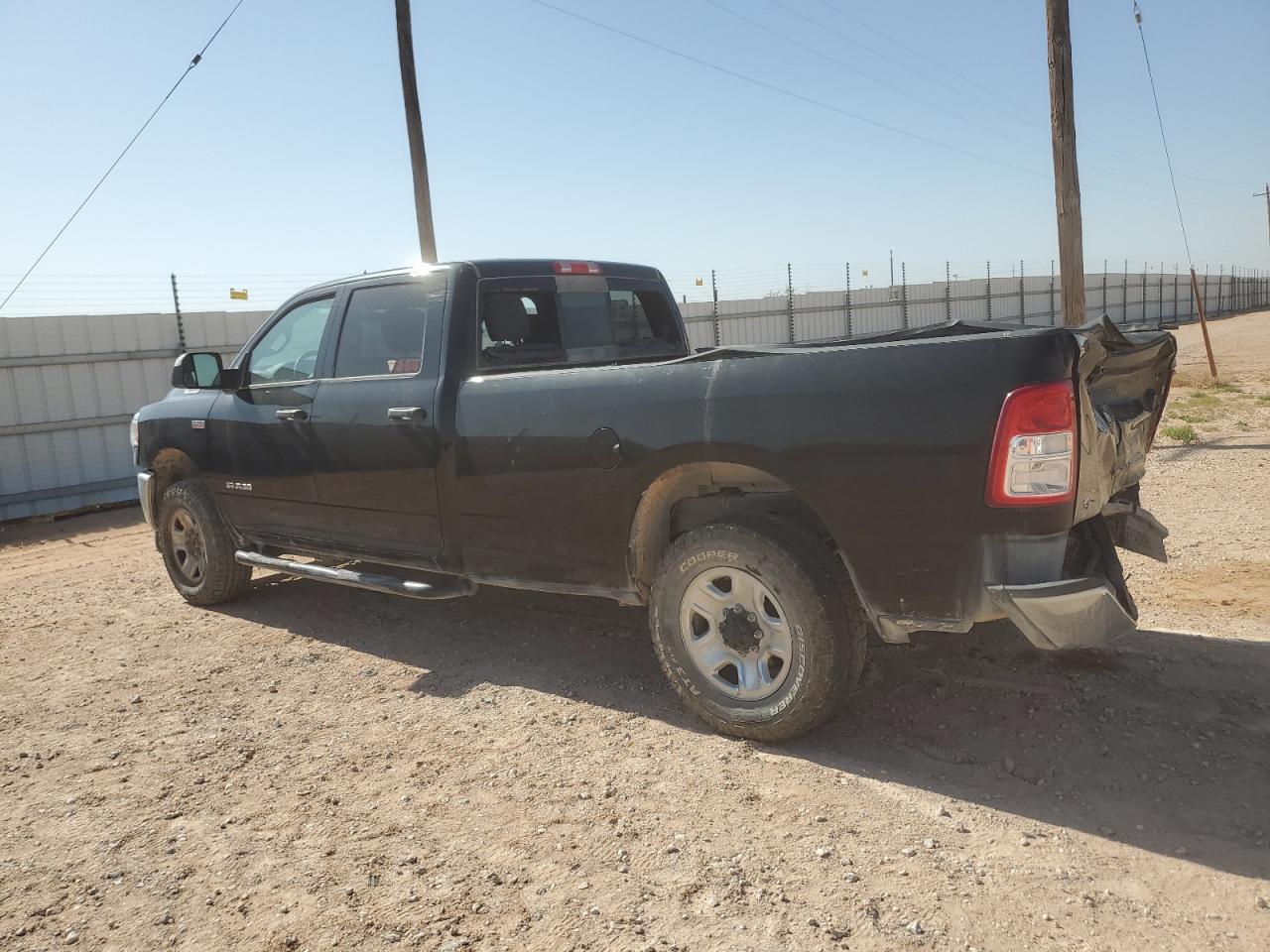 RAM 2500 TRADESMAN