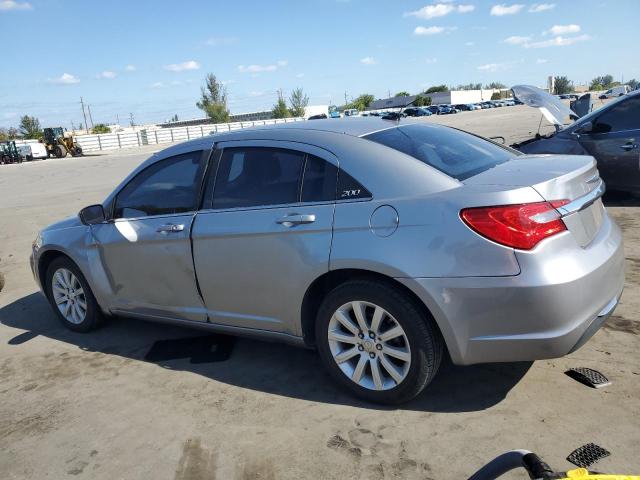 Vin: 1c3ccbbb1dn672273, lot: 52879345, chrysler 200 touring 20132