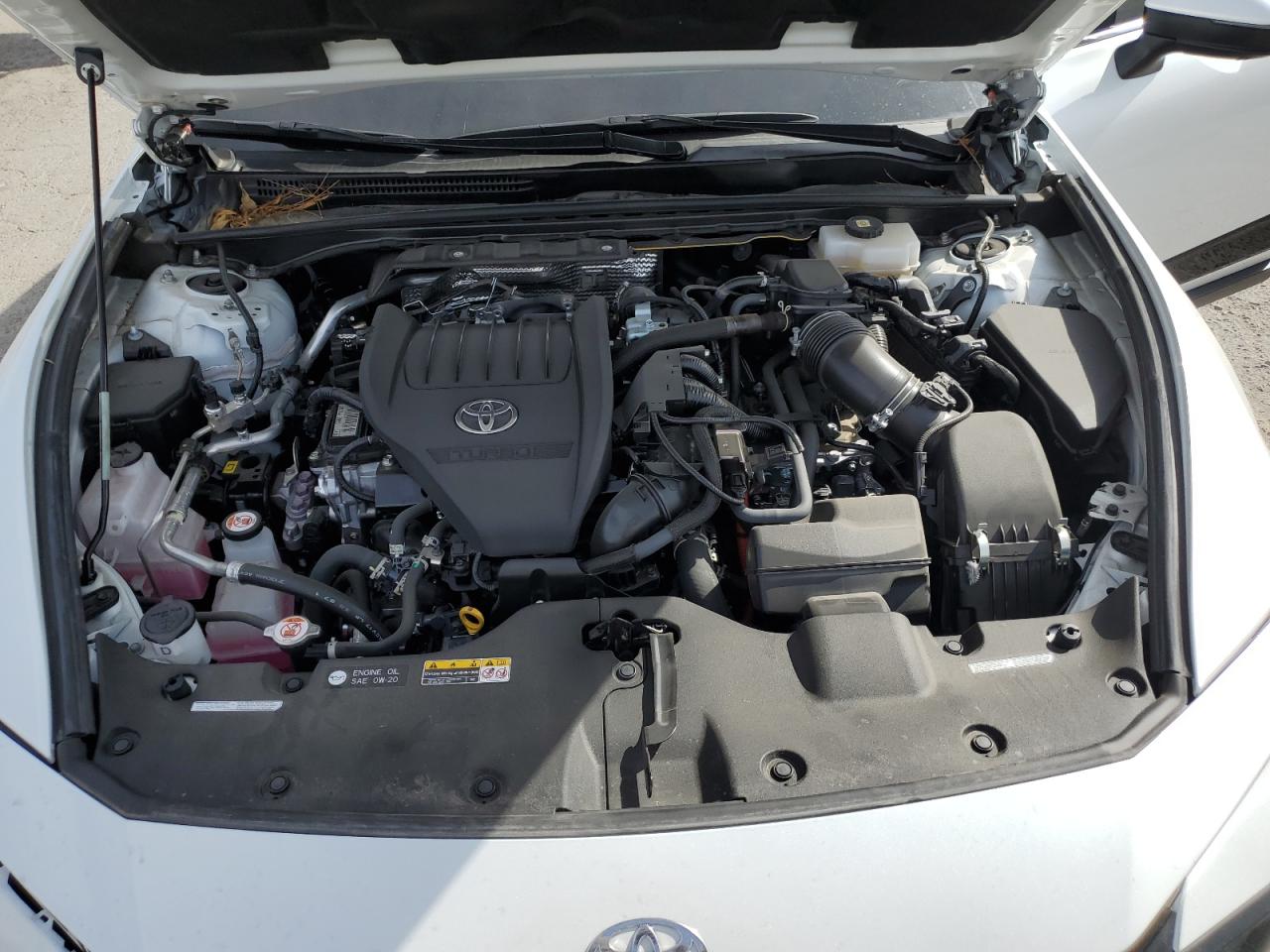 TOYOTA CROWN PLATINUM