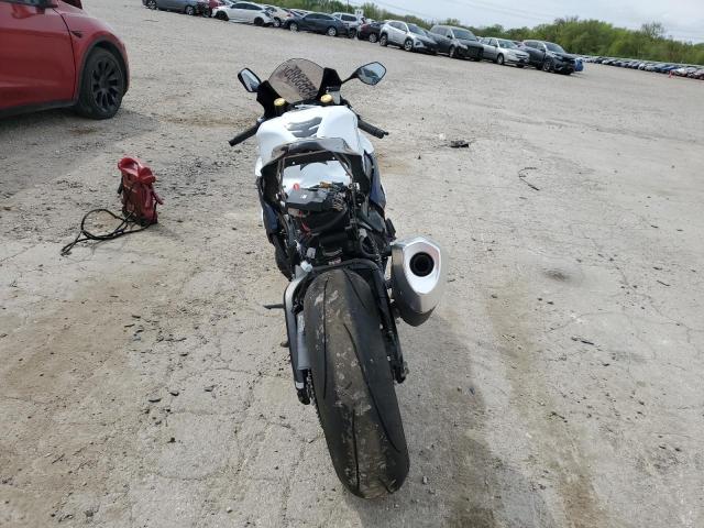 2023 SUZUKI GSX-R1000 JS1DM11B8P7100323