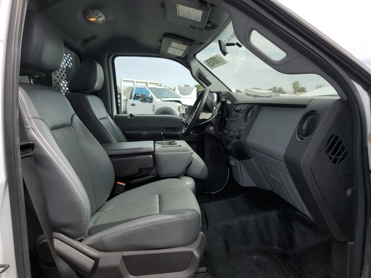 FORD F-350 SUPER DUTY