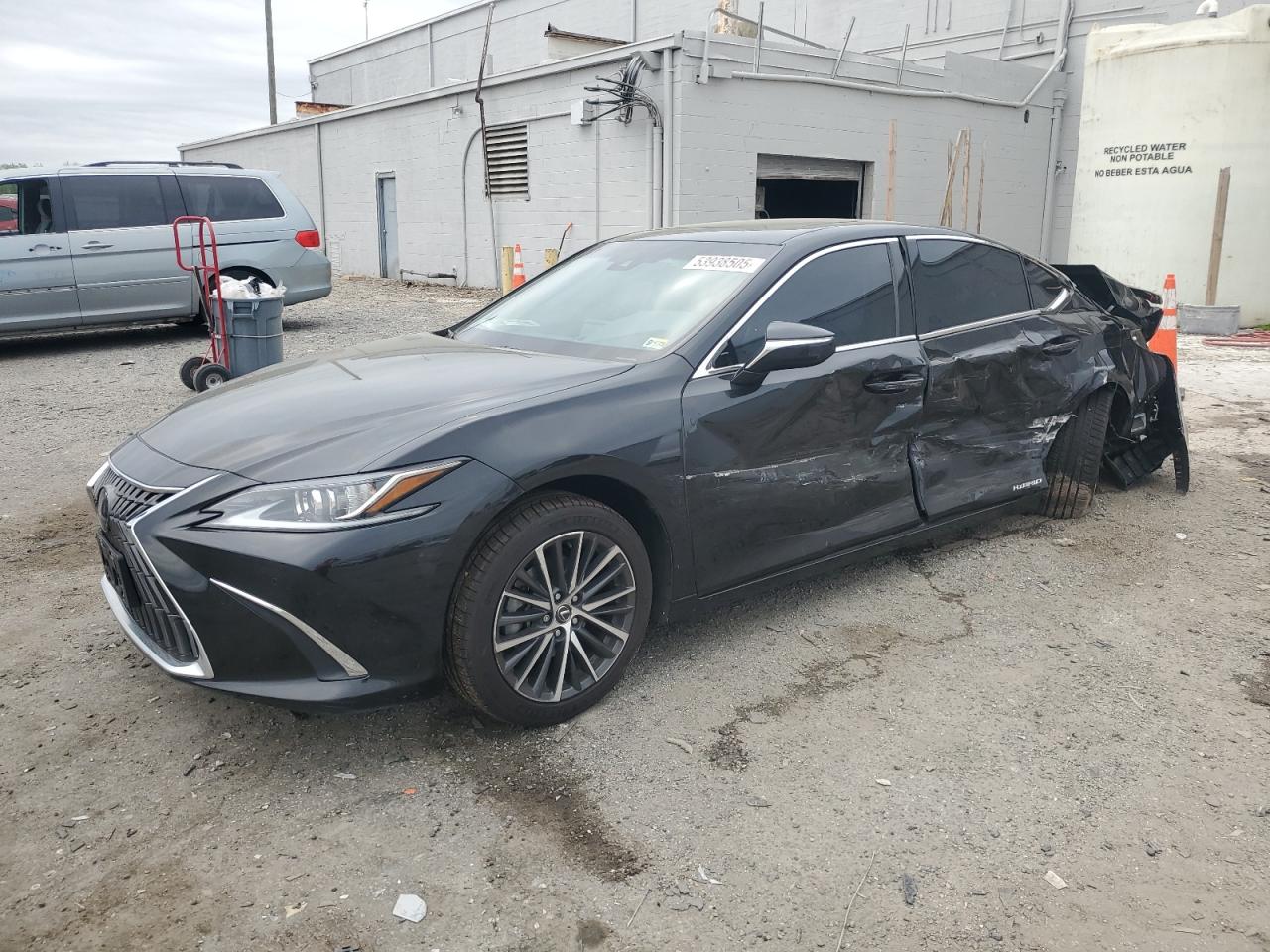 LEXUS ES 300H BASE