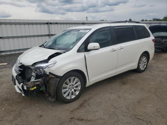 TOYOTA SIENNA XLE