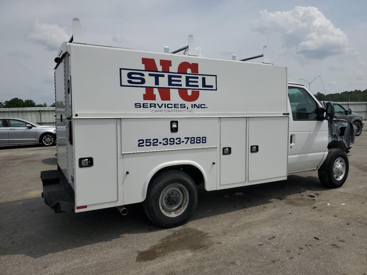 FORD ECONOLINE E350 SUPER DUTY CUTAWAY VAN