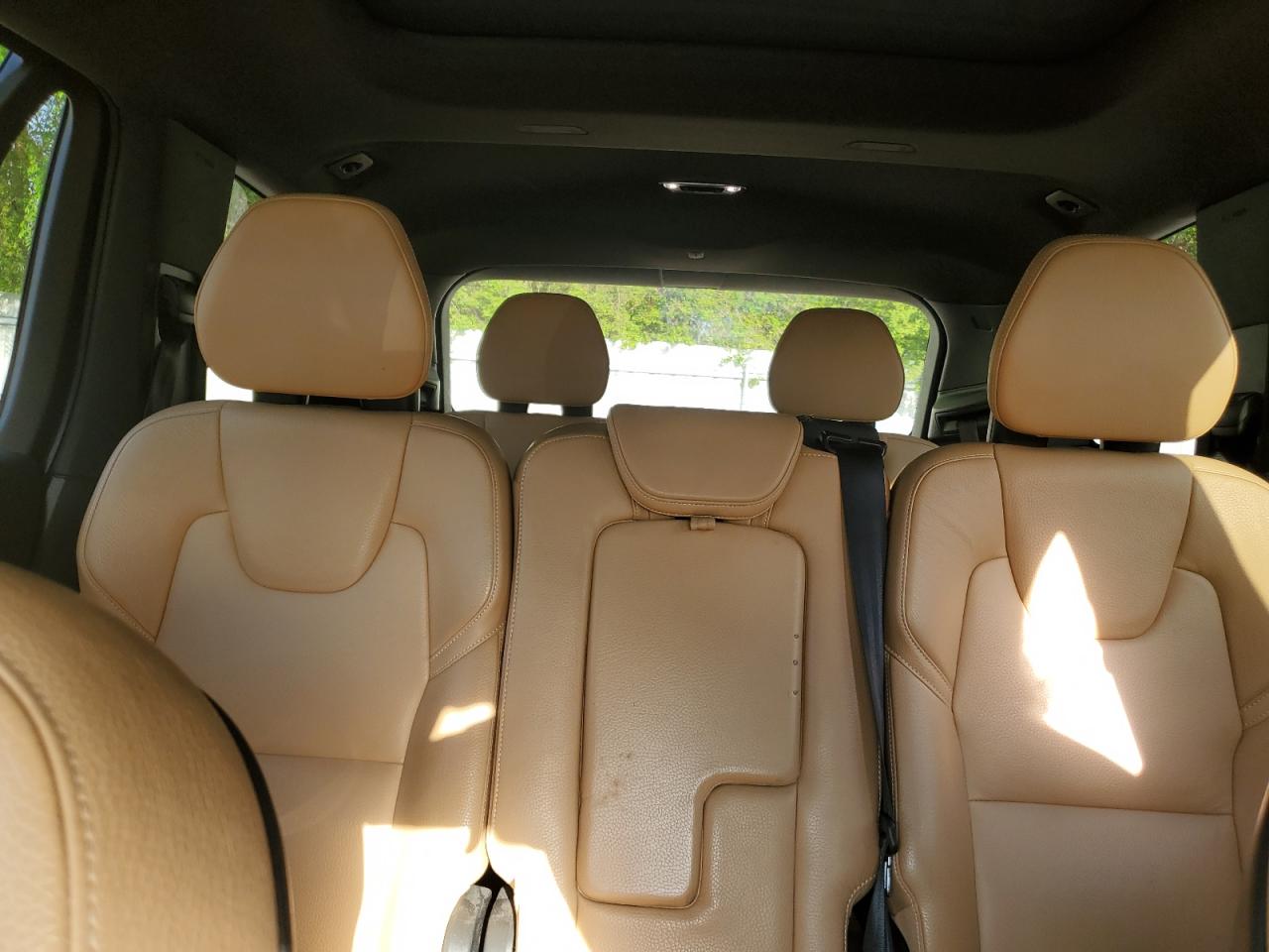 VOLVO XC90 T6 MOMENTUM