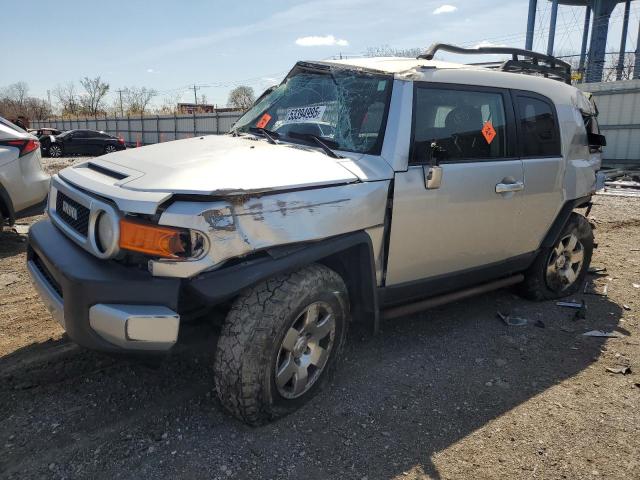 TOYOTA FJ CRUISER