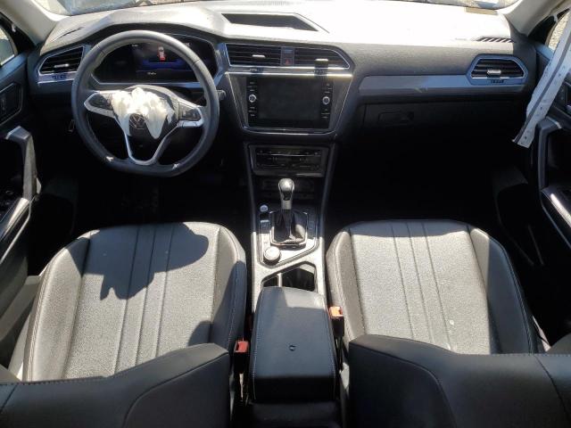 2022 VOLKSWAGEN TIGUAN SE - 3VV2B7AX2NM160135