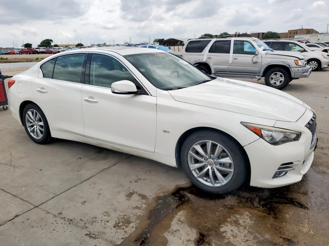 INFINITI Q50 2017