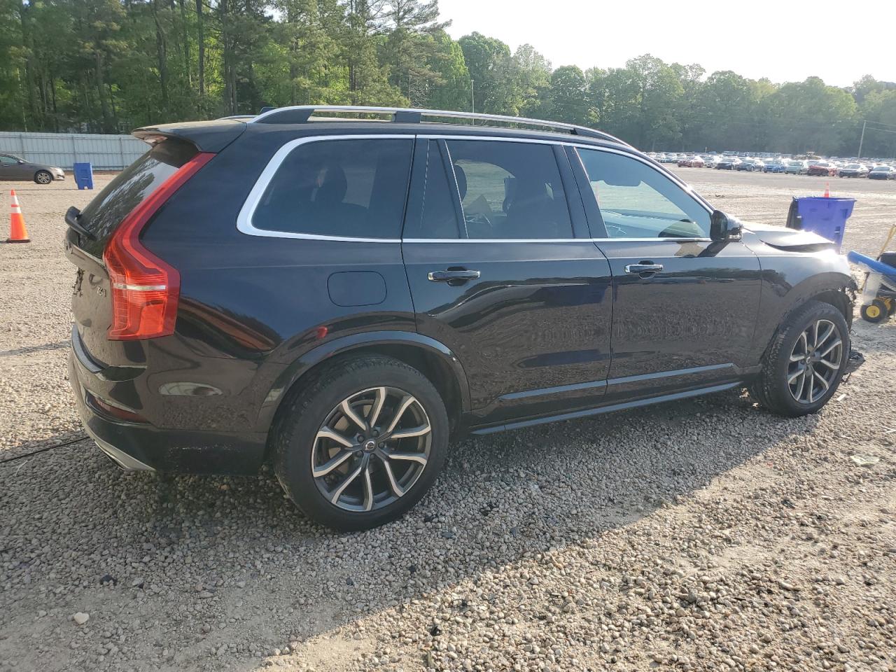 VOLVO XC90 T6 MOMENTUM