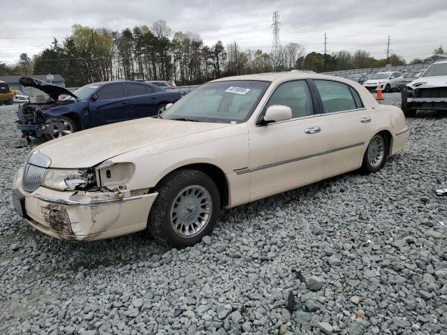1998 LINCOLN TOWN CAR C #3126696777