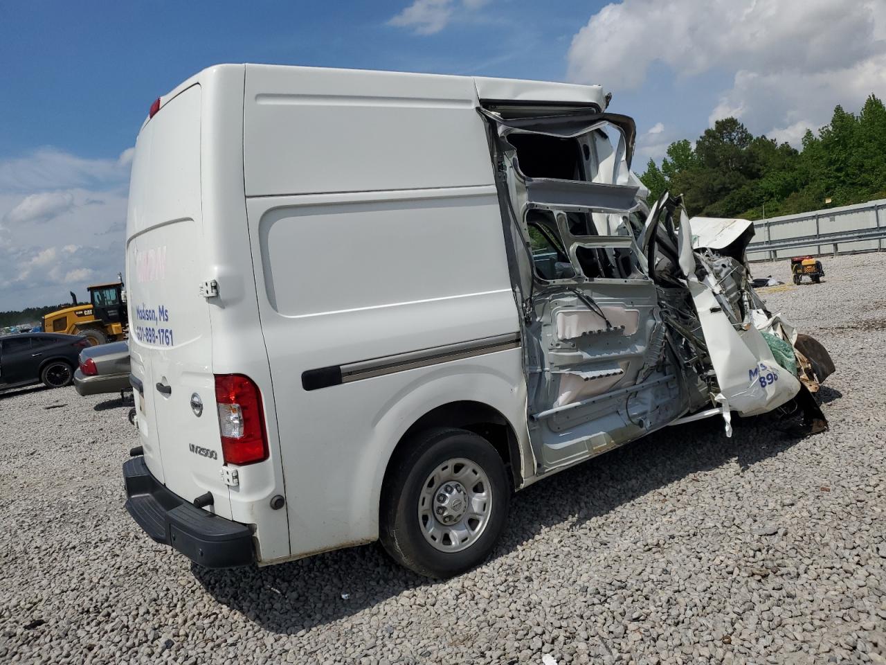 NISSAN NV2500 2500 S