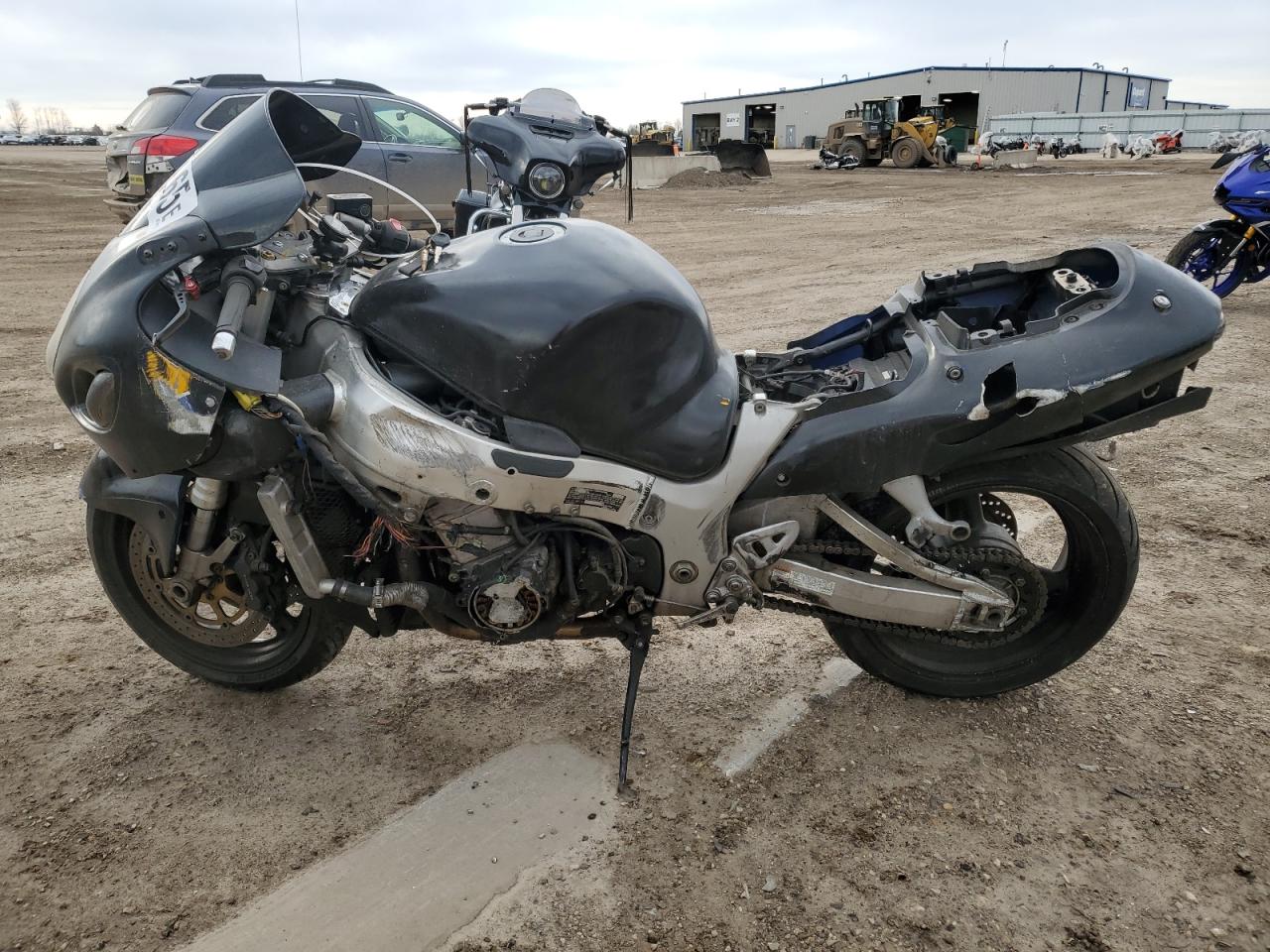 Lot #3296897891 2002 SUZUKI GSX1300 R