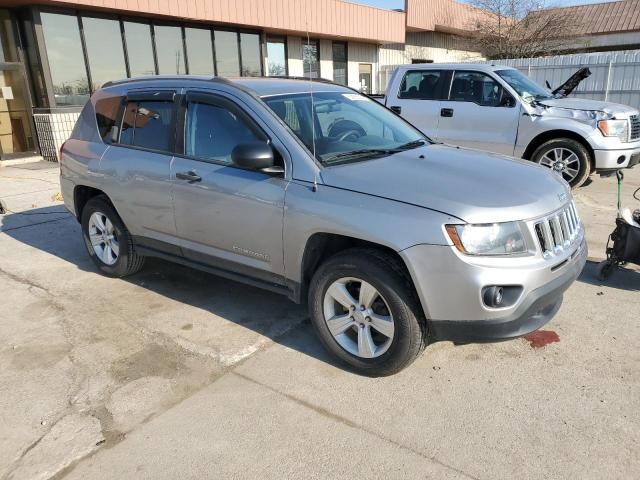Vin: 1c4njdbbxfd395301, lot: 52865505, jeep compass sport 20154