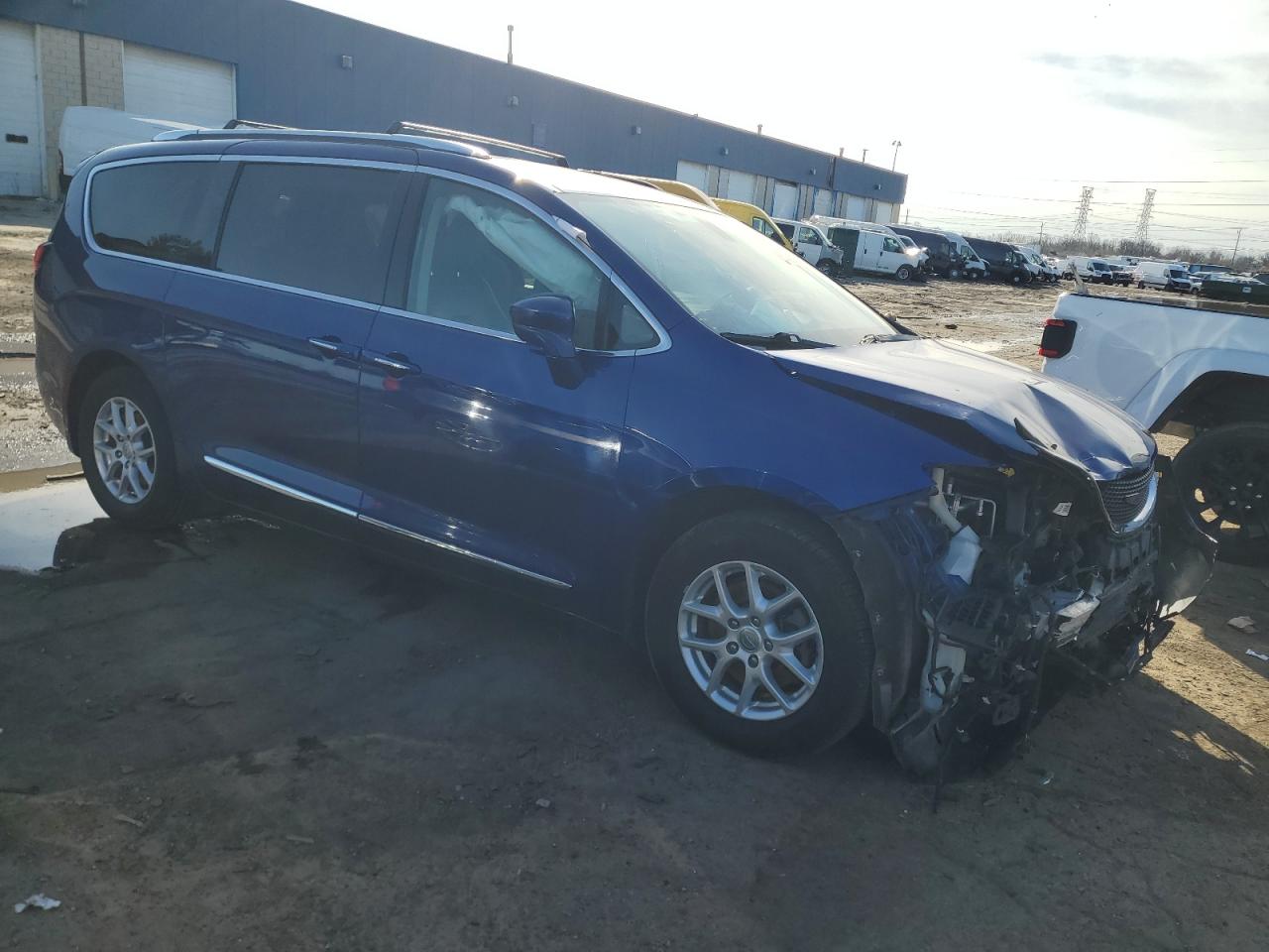 CHRYSLER PACIFICA TOURING L