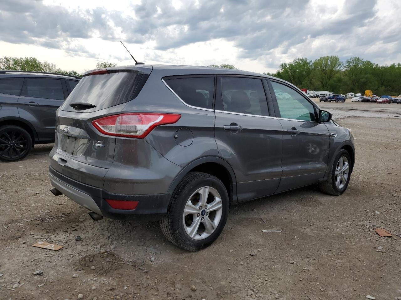 FORD ESCAPE SE