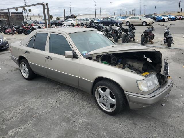 Vin: wdbea32e4rc115580, lot: 53751185, mercedes-benz e-class 320 19944