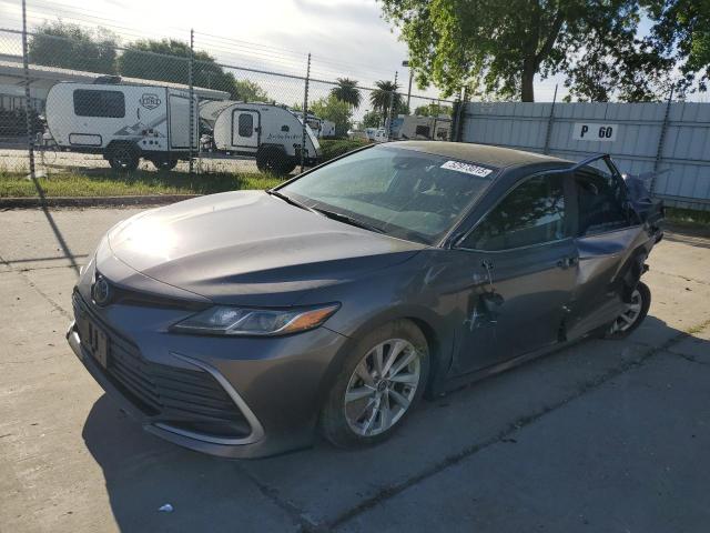 TOYOTA CAMRY LE 2022 gray  gas 4T1C11AKXNU661031 photo #1