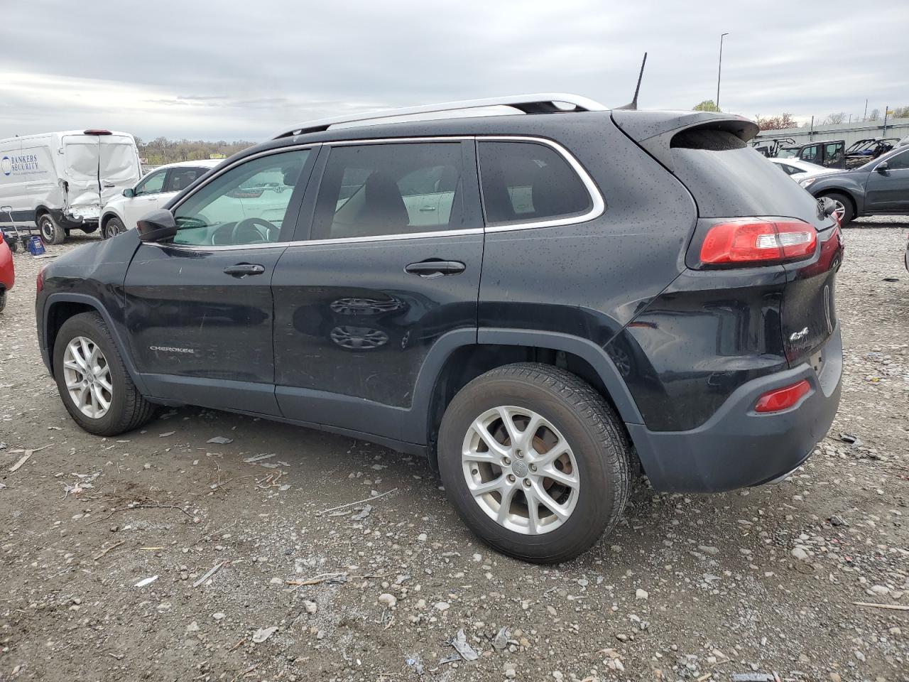 JEEP GRAND CHEROKEE LATITUDE PLUS