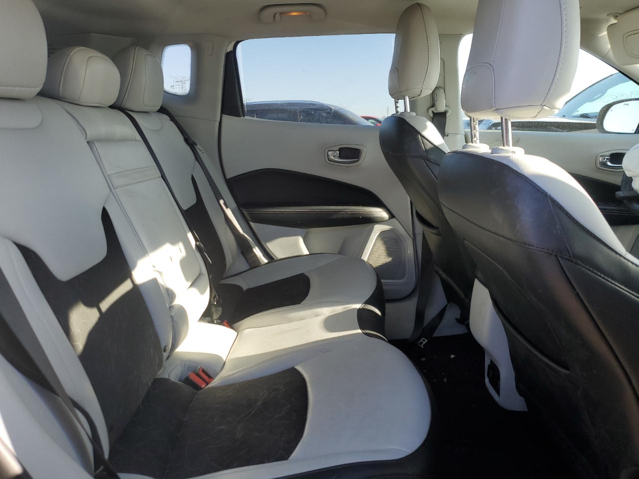 JEEP COMPASS LATITUDE