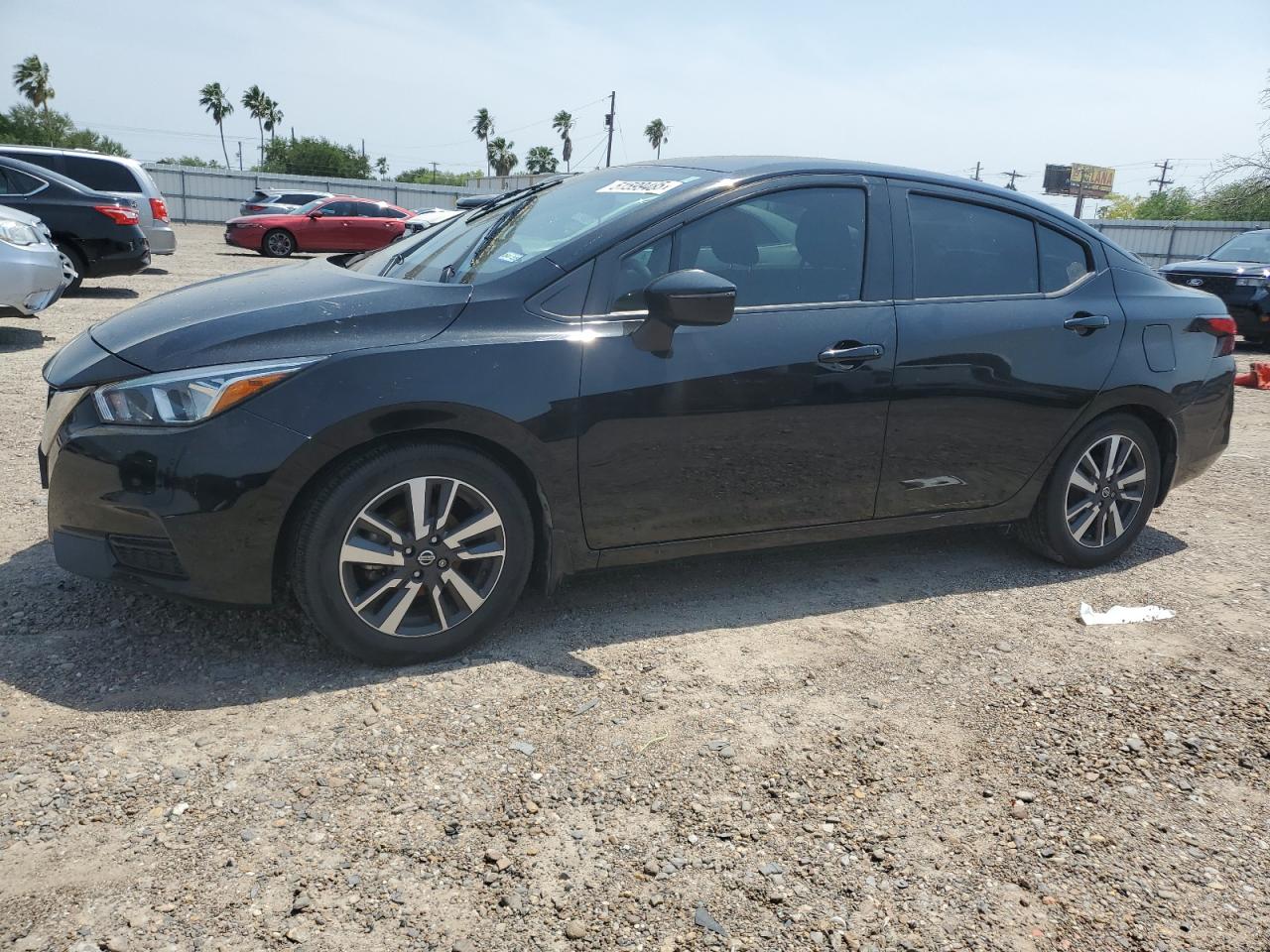 NISSAN VERSA SV