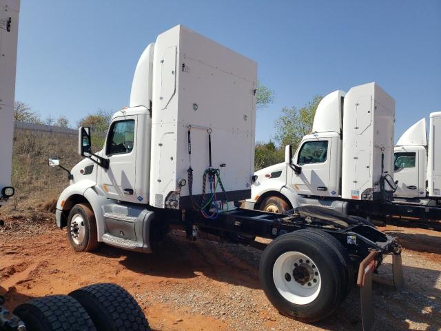 PETERBILT 579 2017 white tractor compressed natural gas 1NPBAH8X0HD421462 photo #4