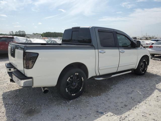 NISSAN TITAN XE 2004 white  gas 1N6AA07A44N580326 photo #4