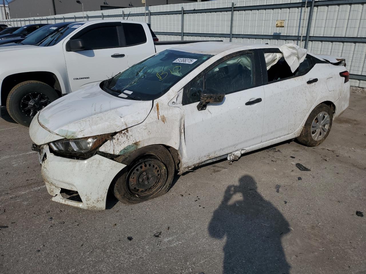 NISSAN VERSA S