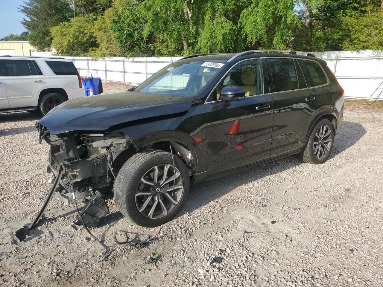 VOLVO XC90 T6 MOMENTUM