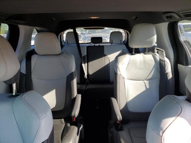 2021 TOYOTA SIENNA XSE - 5TDDRKEC0MS020631