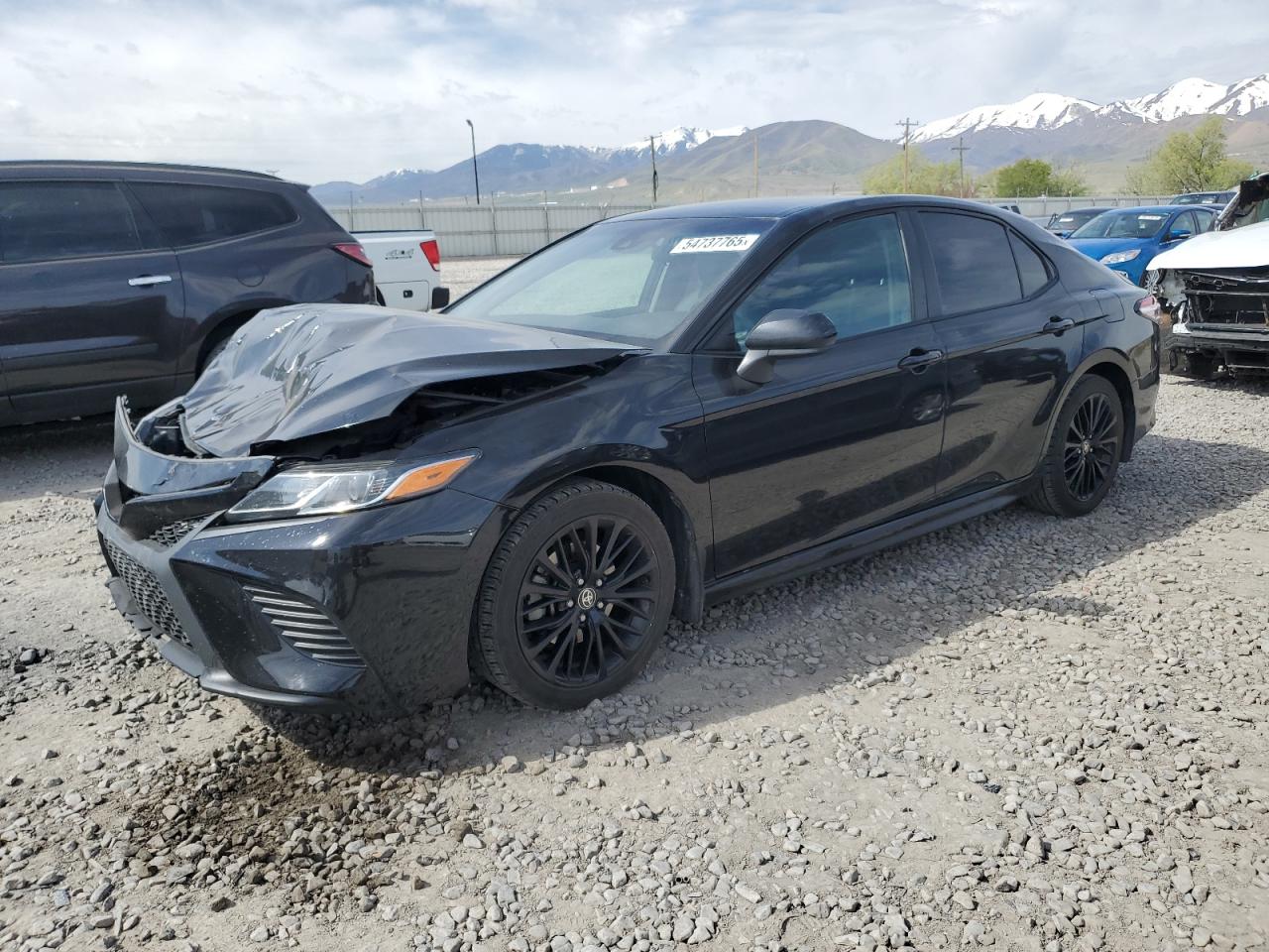 TOYOTA CAMRY SE