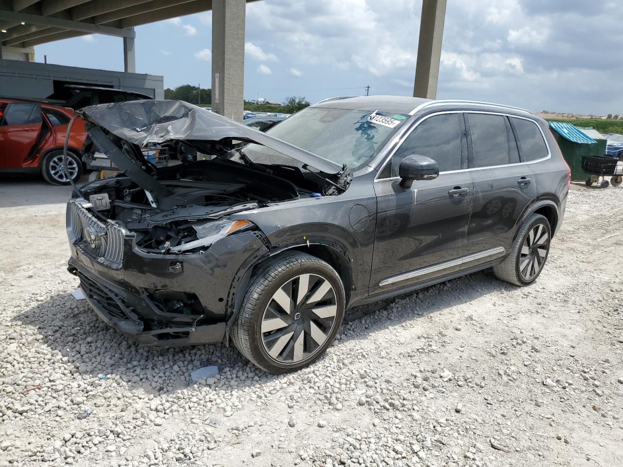 VOLVO XC90 PLUS