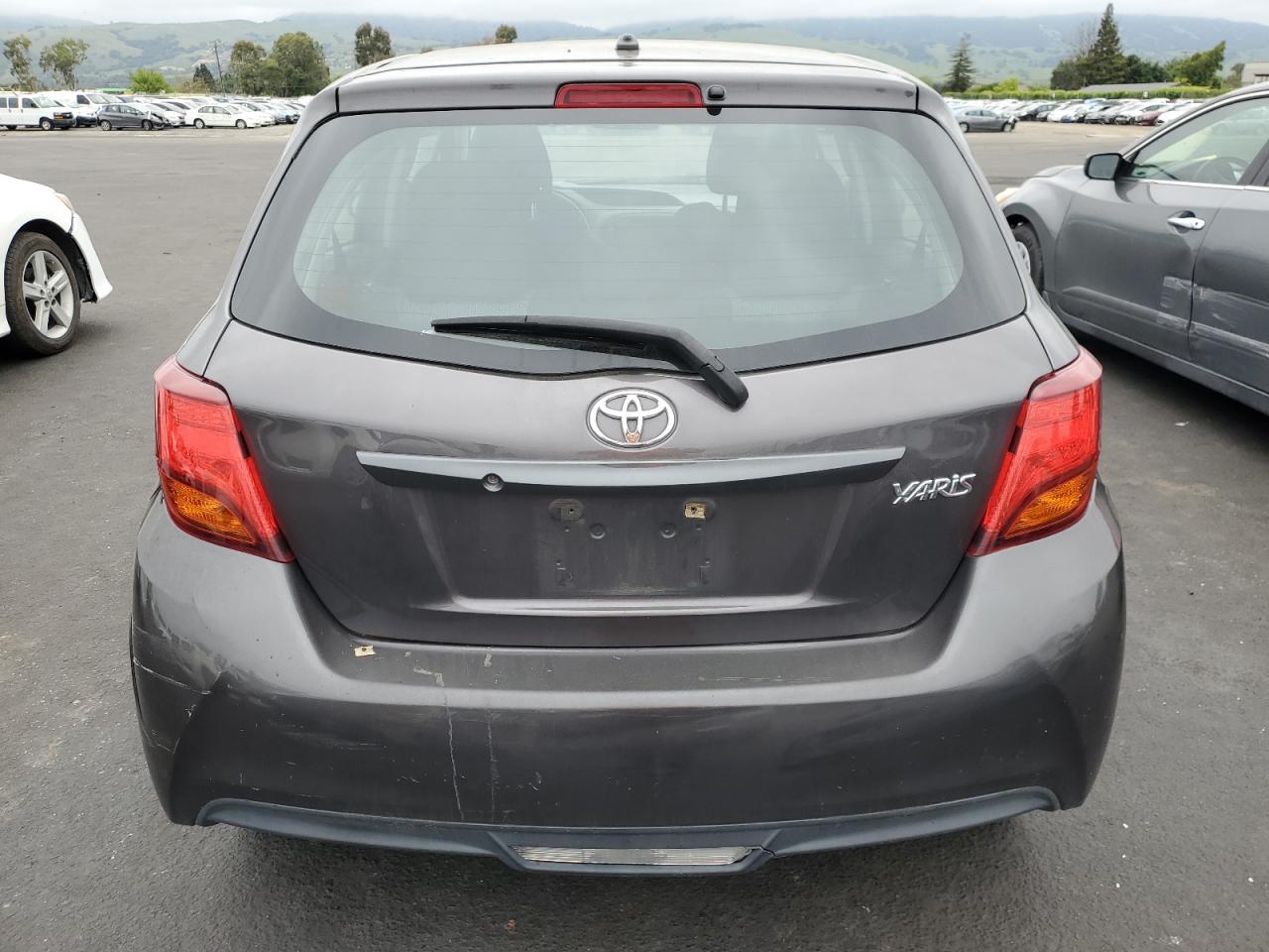 Toyota Yaris 2015