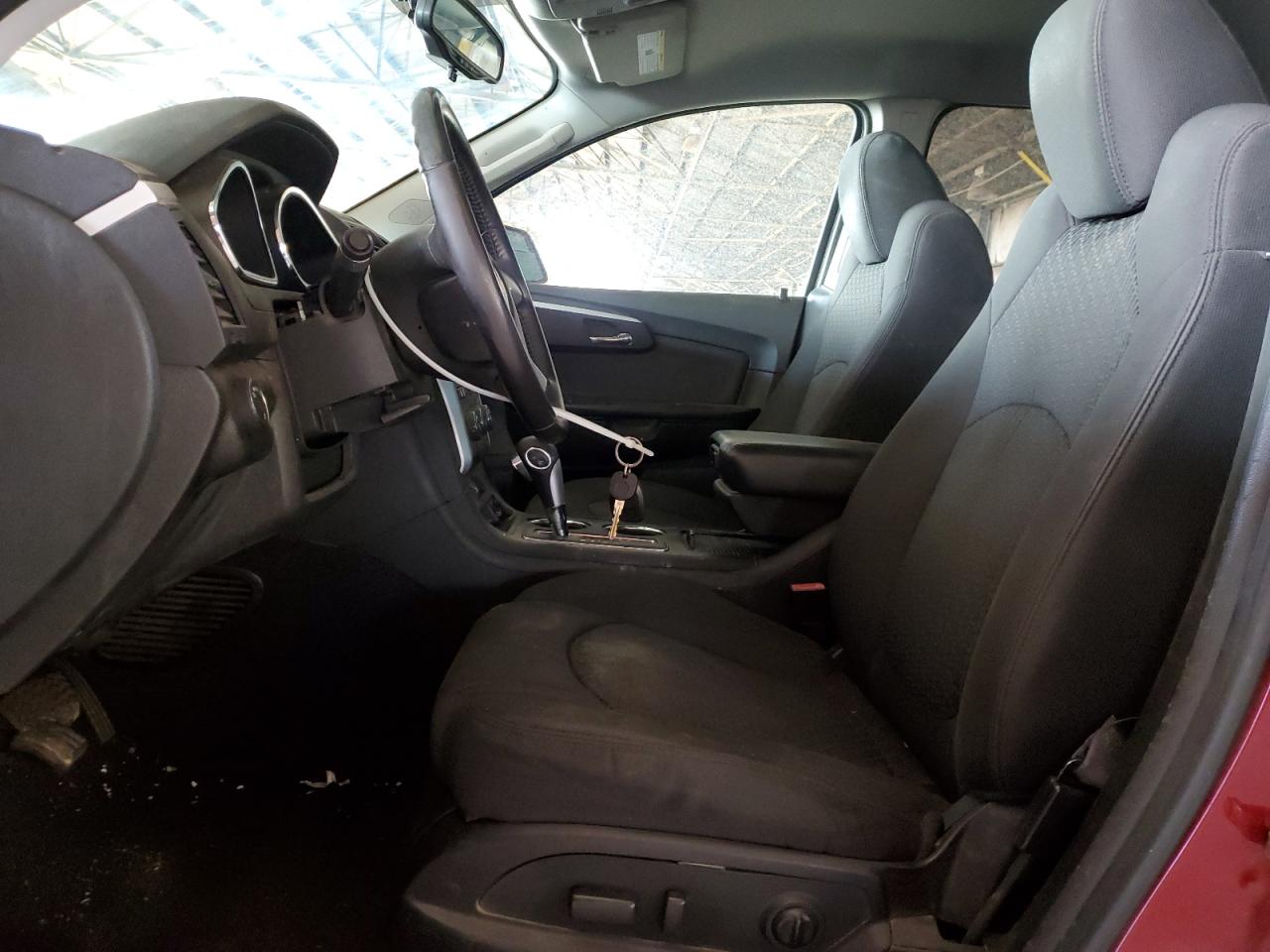 CHEVROLET TRAVERSE LT