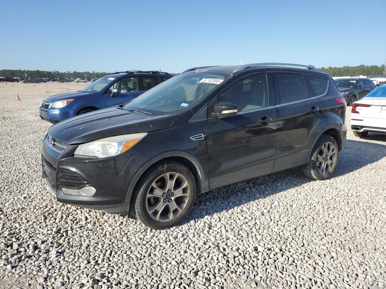 FORD ESCAPE TITANIUM