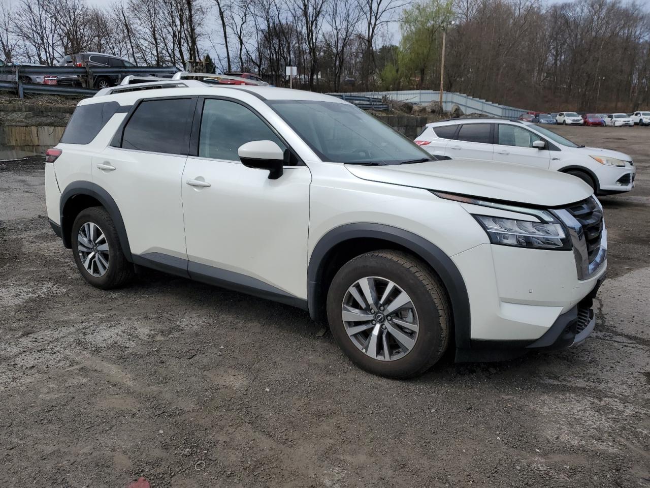 NISSAN PATHFINDER SL