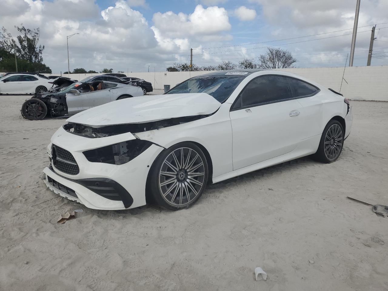 MERCEDES-BENZ CLE-CLASS 300 4MATIC